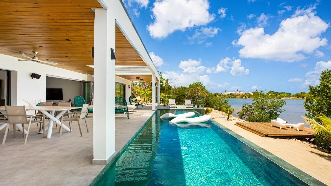 Enjoy Villa - Completely New! Baie Longue